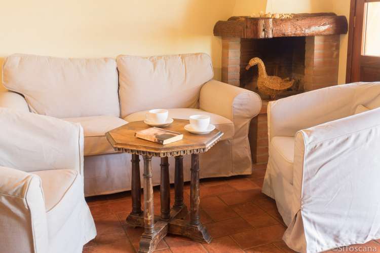 Bildet viser sofa, sovesofa i feriehuset Villa Verde.