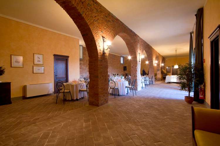 Bildet viser storstue i feriehuset Maria Rosa i Toscana.