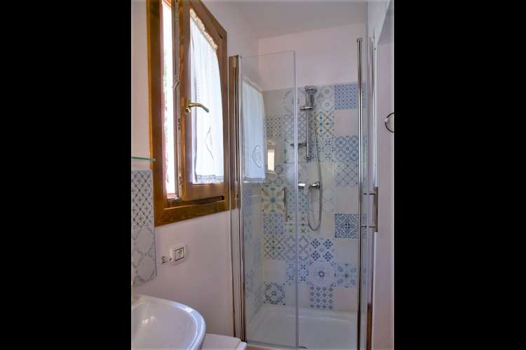 Bildet viser bad på agriturismo i Toscana.