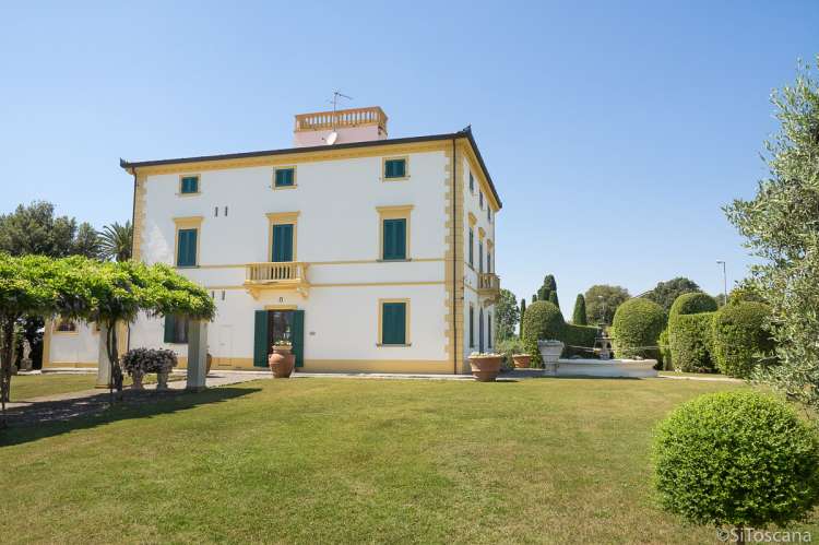 Bildet viser villa i Toscana.