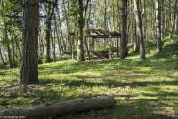 Bildet viser en rasteplass i fjellet utenfor Pisa, i Toscana. SiToscana formidler ferieboliger som egner seg når man vil nyte friluftsliv med gåturer og sykkelturer. 