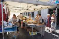 Bildet viser markedsboden for brød og bakervarer i Calci.