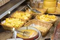 Bildet viser fersk pasta i ferielandsby ved Pisa i Italia.