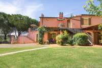 Foto som viser plassering av leilighetene i ferieboligen på vingården.