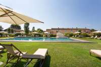 Bildet viser feriebosted nært Pisa og kysten i Toscana.