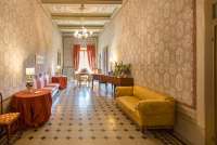 Bildet viser en av gangene i feriehuset Palazzo Pietro. Huset ligger i Toscana mellom Pisa og Firenze.