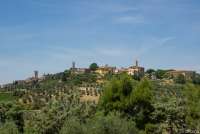 Kun 1 km til middelalderbyen San Miniato.